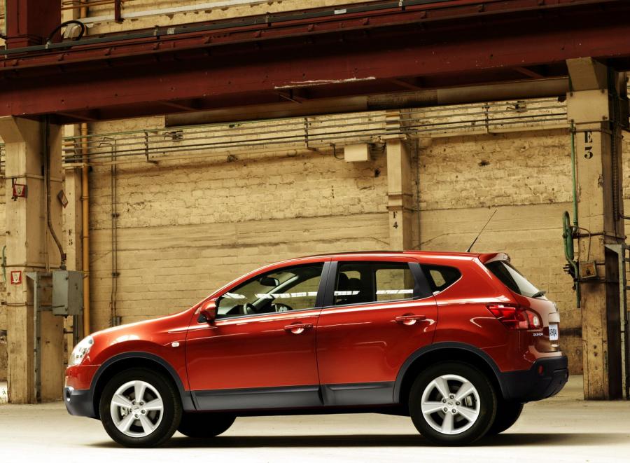  Nissan Qashqai 4WD 2007 года  (фото 11 из 18)